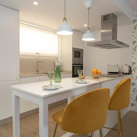 Marina Real Ii, 2 By Bookindenia * Dénia