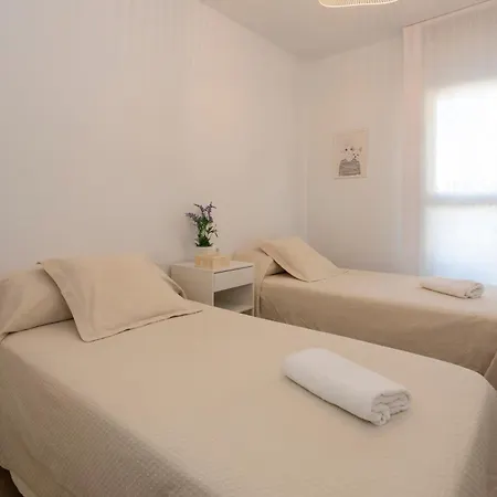 Marina Real Ii, 2 By Bookindenia * Dénia